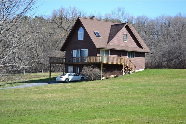 Building Photo - 1677 Coon Hill Rd
