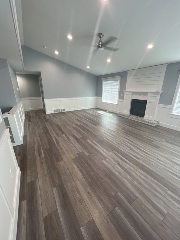 Building Photo - 98 S 1150 E