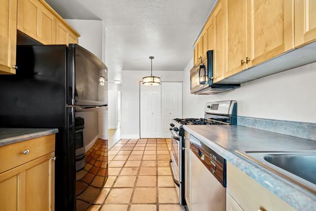 Building Photo - 4775 Seminole Dr