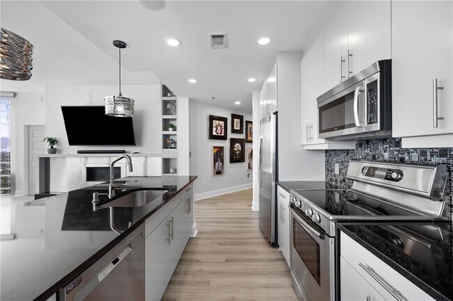 Foto del edificio - 1080 Peachtree St NE