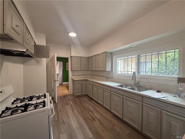 Building Photo - 244 W 49th St