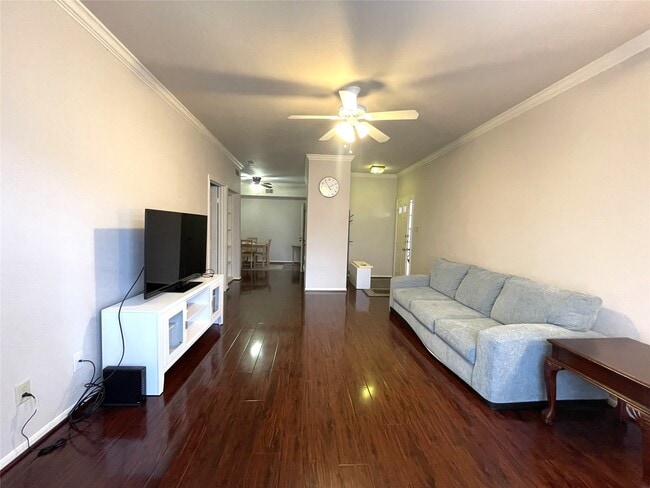 Foto del edificio - 2255 Braeswood Park Dr