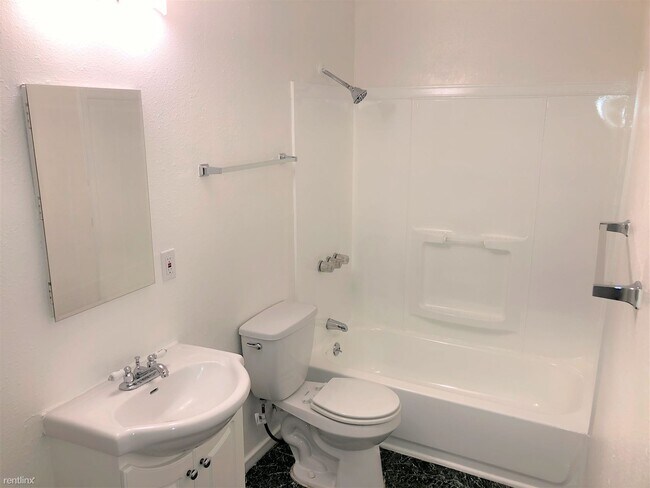 Foto del edificio - 2 br, 1 bath House - 1329 Oahu St