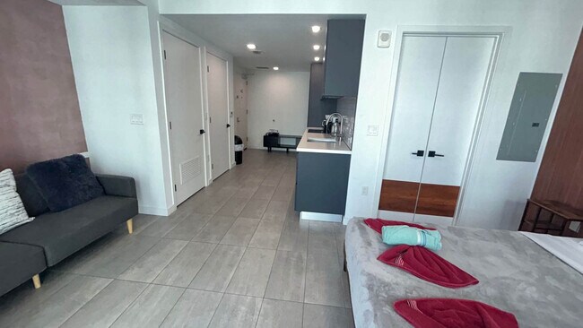 Foto del edificio - 227 NE 2nd St