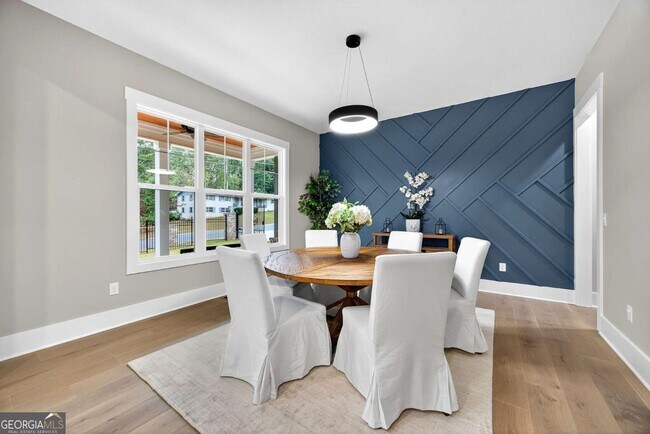 Building Photo - 6651 Malvin Dr