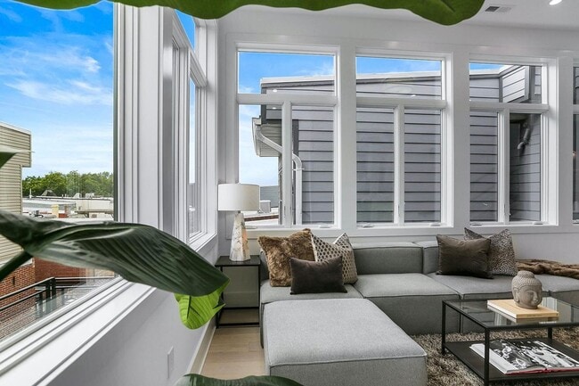 Building Photo - Private Double Decker Rooftop! - Modern Lu...