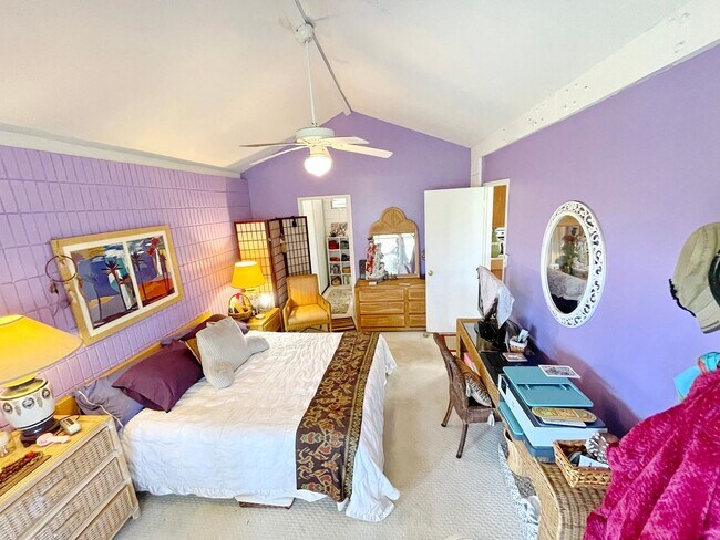 Foto del edificio - 2 Bedroom 2 Bathroom Condo - Hawai‘i Charm...