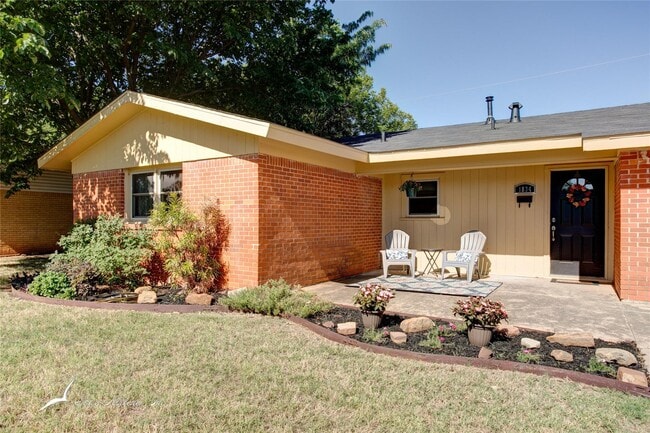 front porch - 1834 S Willis St