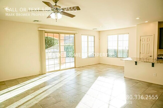 Building Photo - 3107 E Ridgewood Ln
