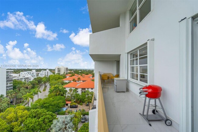 Foto del edificio - 155 Ocean Ln Dr