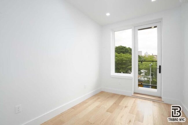 Building Photo - 2 bedroom in BROOKLYN NY 11205