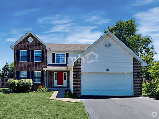 Building Photo - 916 Mazalin Dr
