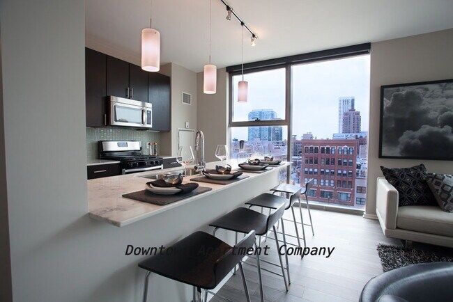 Foto del edificio - 660 W Lake St