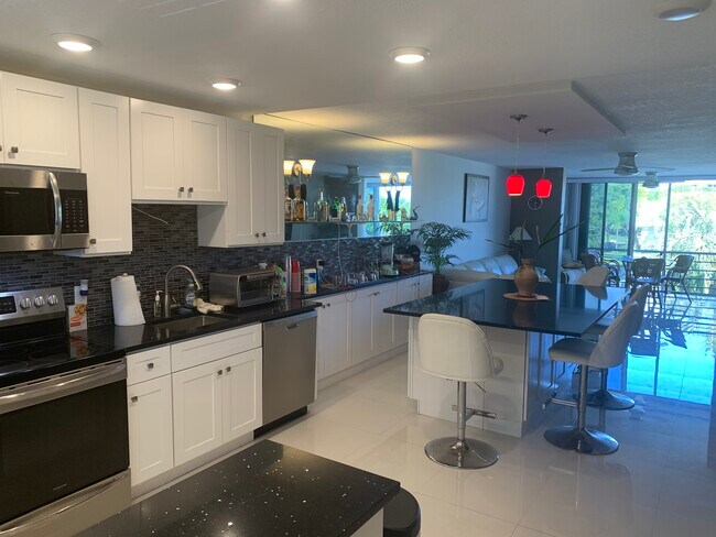 All Open Kitchen Great Room - 5900 NE 7th Ave
