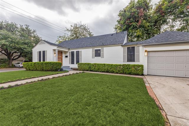 Foto del edificio - 5848 Kenwood Ave