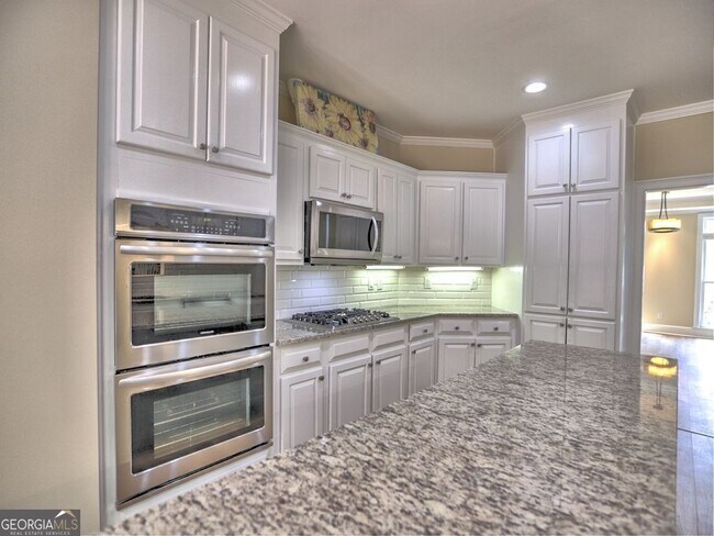 Foto del edificio - 3237 Waldwick Way SE