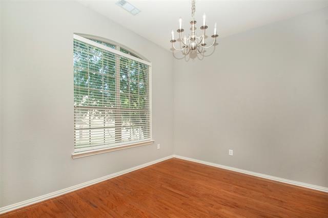 Foto del edificio - 1920 Highland Haven Ln