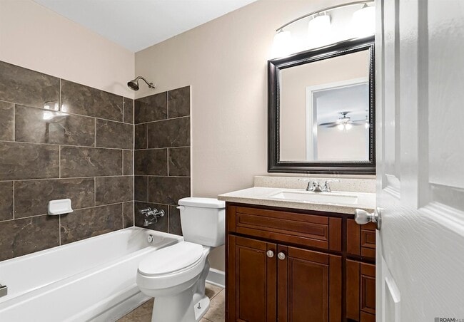 Building Photo - 1066 Manson Dr