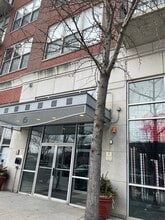 Building Photo - 6 S Laflin St