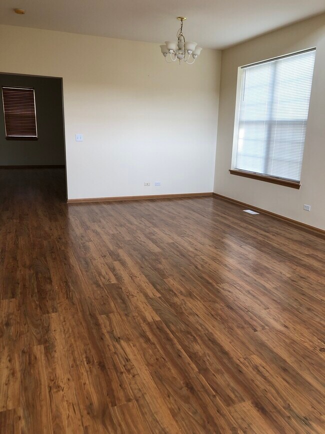 Foto del edificio - 1860 Fescue Dr