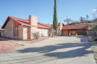 Building Photo - 6437 Pizarro St