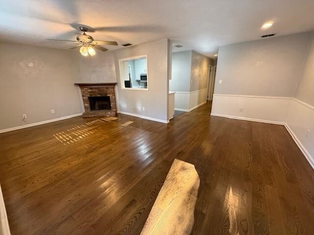 Foto del edificio - 170 Parkbrook Cir