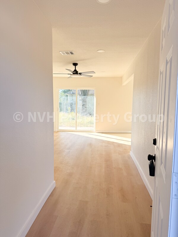 Foto del edificio - 308 E Bourn St