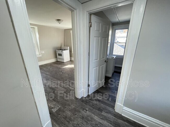 Foto del edificio - 352 2nd St