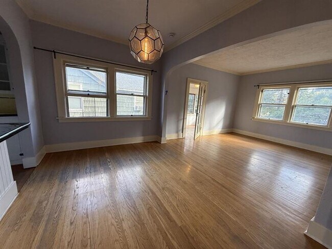 Foto del edificio - 2440 SW 5th Ave