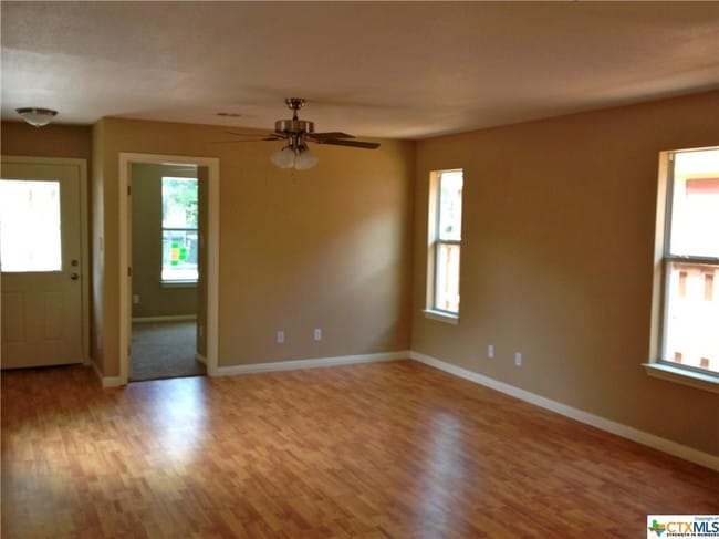 Building Photo - 303 Armstrong St