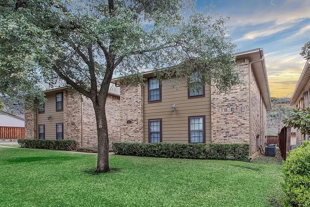 Foto principal - 3432 W 4th St