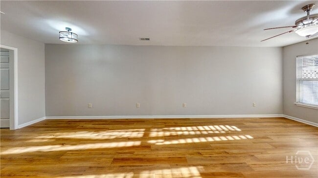 Building Photo - 5028 Winfield Dr