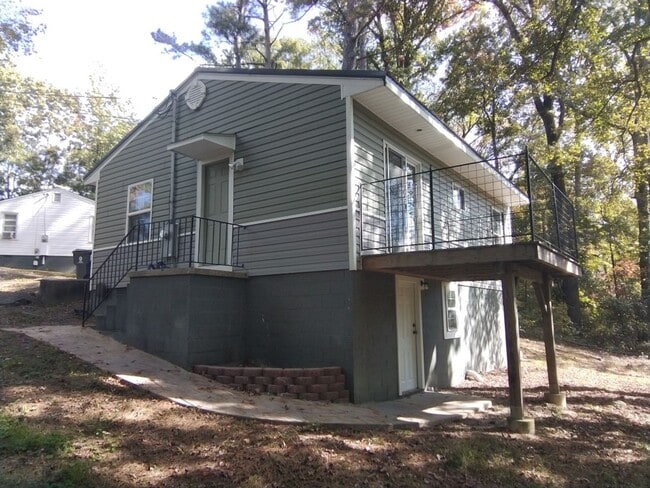 Building Photo - Fayetteville