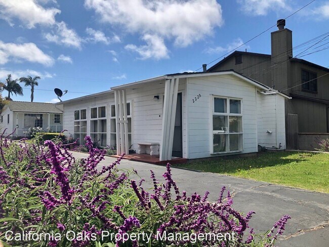 Building Photo - 222 S Pacific Ave