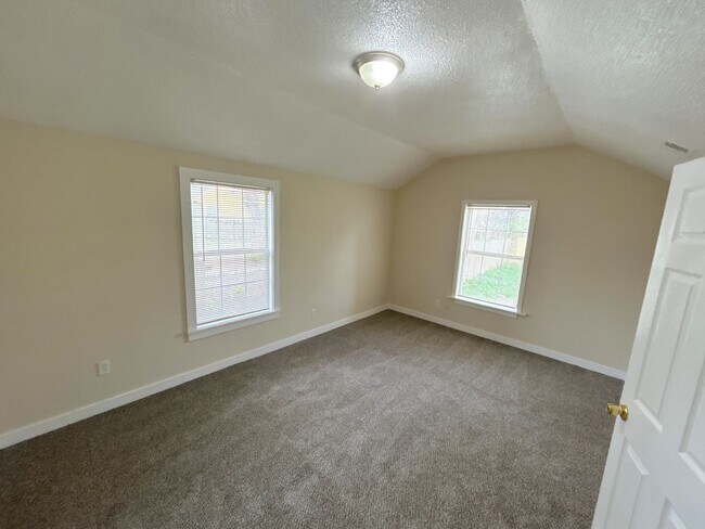 Foto del edificio - 4376 Willow Rd