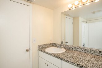 Interior Photo - Misty Oaks