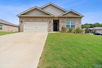 Building Photo - 201 Antler Ridge Dr