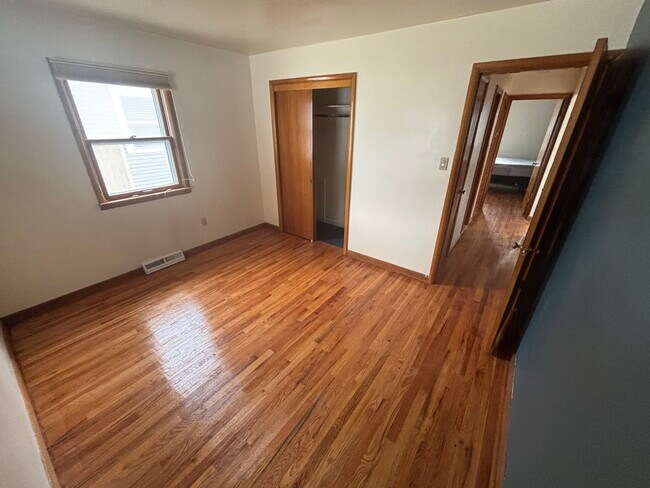 Foto del edificio - 322 N 6th St
