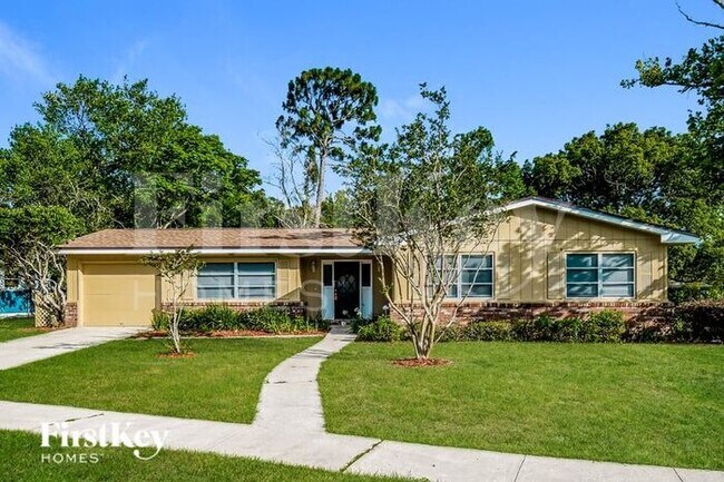 Foto del edificio - 207 Lily Rd