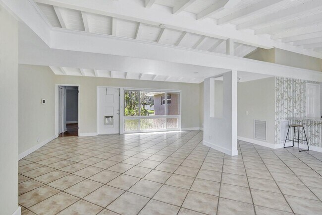 Foto del edificio - 1733 SW 5th Ct
