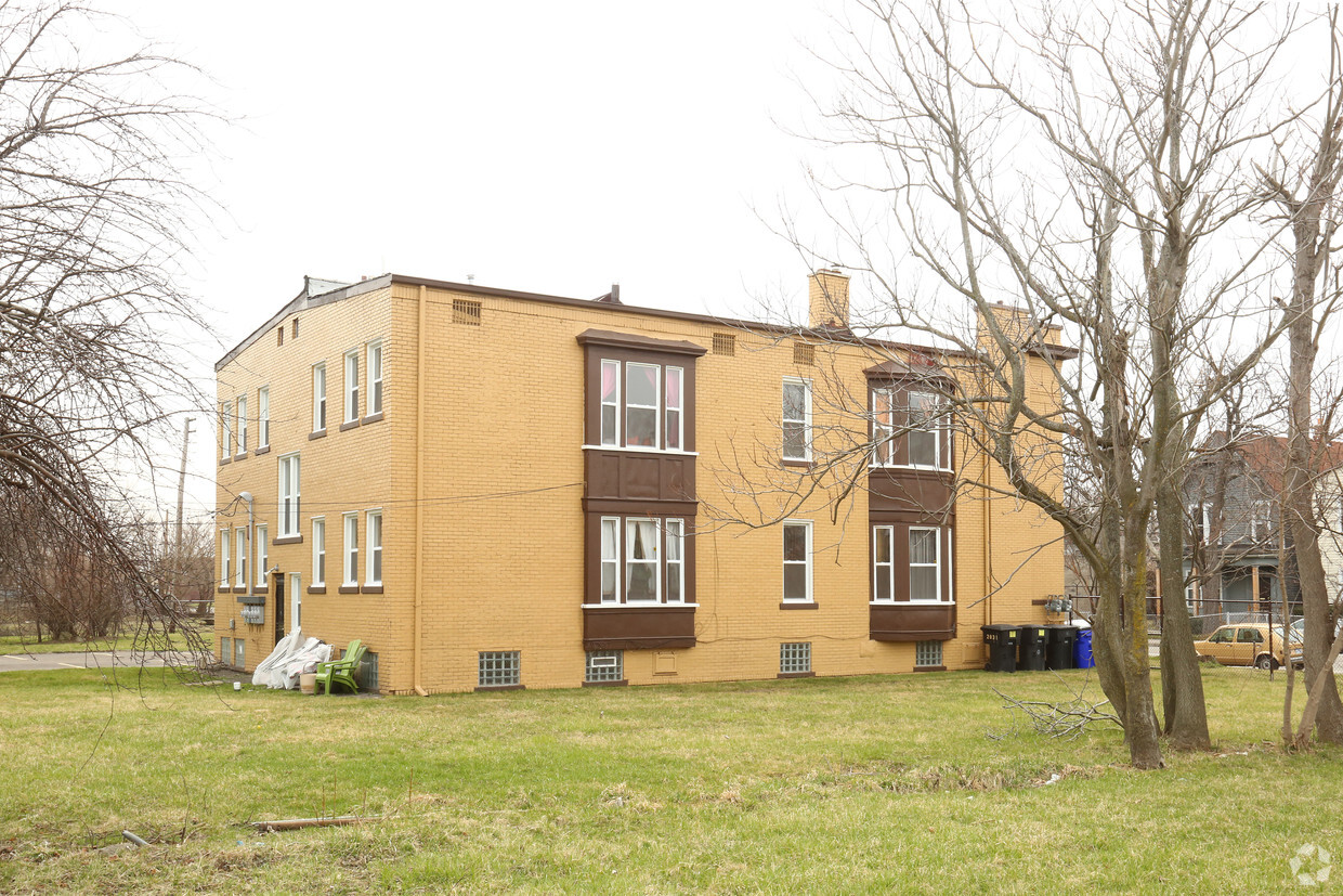 Building Photo - 2826 14th St