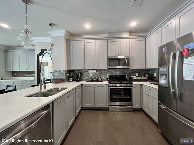 Building Photo - 137 Wesmont Drive