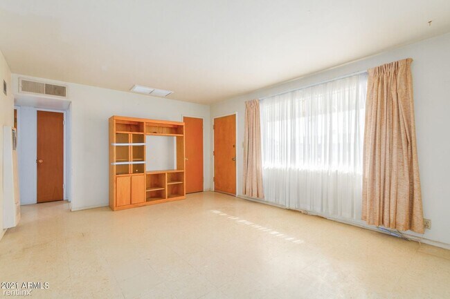 Building Photo - 3 br, 2 bath House - 1816 E Lynne Ln
