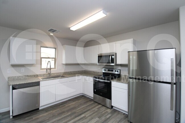 Foto del edificio - 148 W Dewey Ave