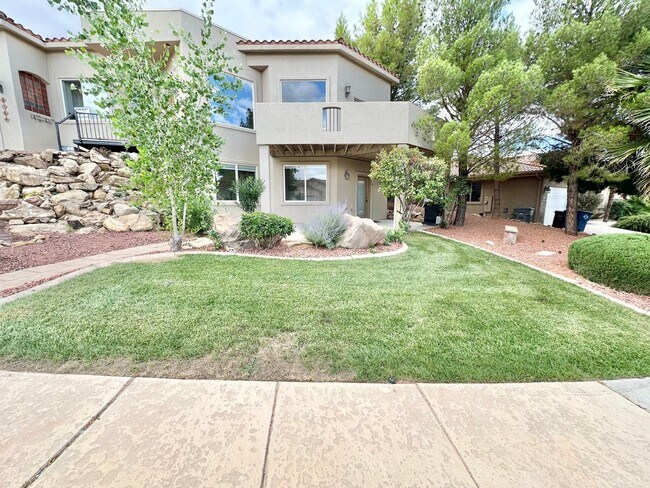 Foto del edificio - Beautiful 3-bed 2 bath Home! VIEWS VIEWS V...