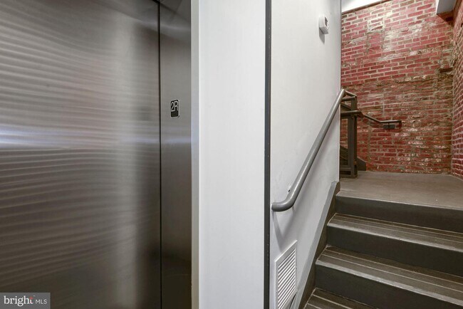 Foto del edificio - 3034 M St NW