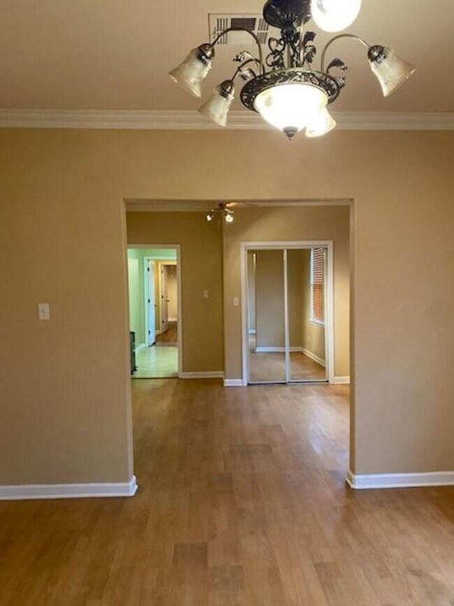 Building Photo - 3312 Touro St