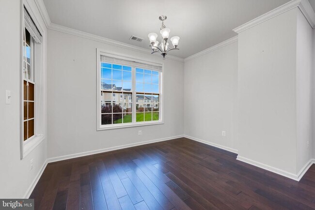 Foto del edificio - 23290 Milltown Knoll Square