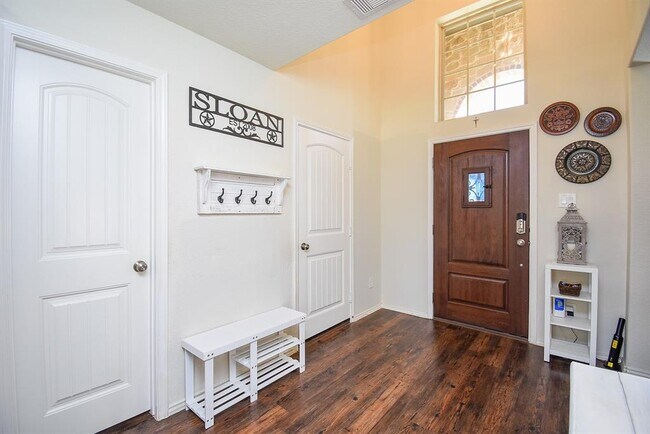 Building Photo - 3307 Hardley Meadow Ct
