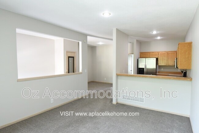 Foto del edificio - 635 S Woodson Ln